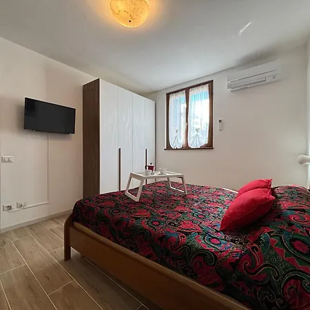 Casa Elisa - Old Town - Larihome A54 Apartment *